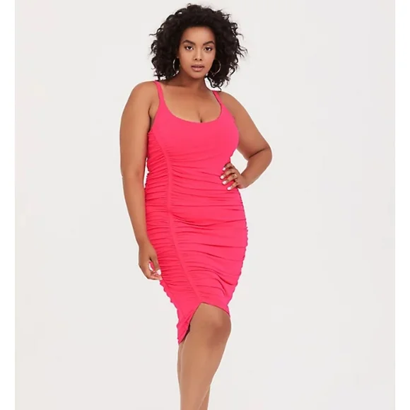 torrid bodycon dress Plus Size - Retro Chic Velour Off-Shoulder Bodycon Dress